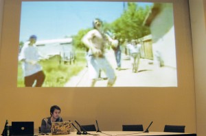 Matthias Fritsch bei einem Vortrag zur Videonale 2009